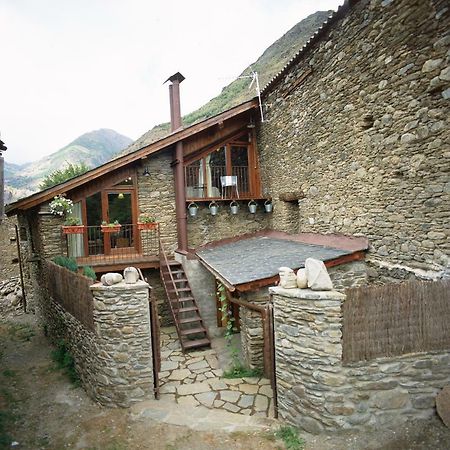 La Llupia Villa Isavarre Eksteriør bilde
